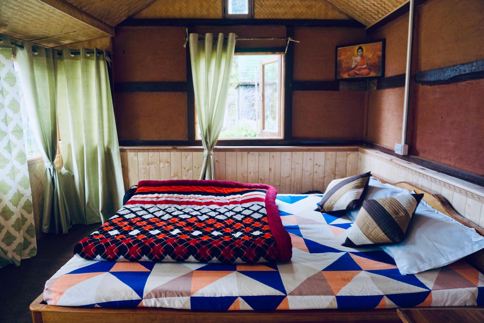 Wake In Himalayas Hostel Pelling Bagian luar foto